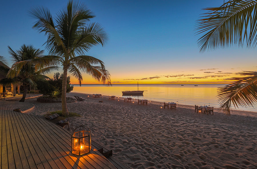 Bush and beach safari combining the Greater Kruger with the Mozambican coast
